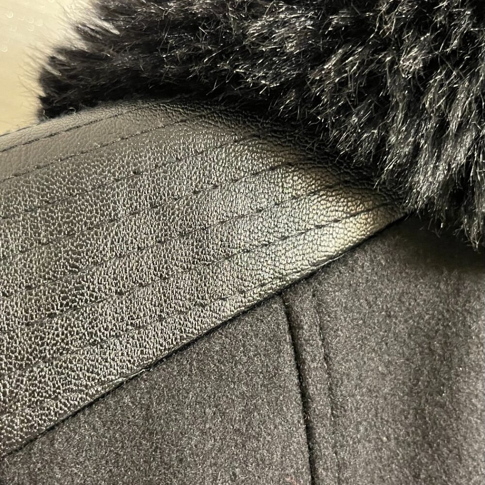 Winter coat - Picture 4 of 13